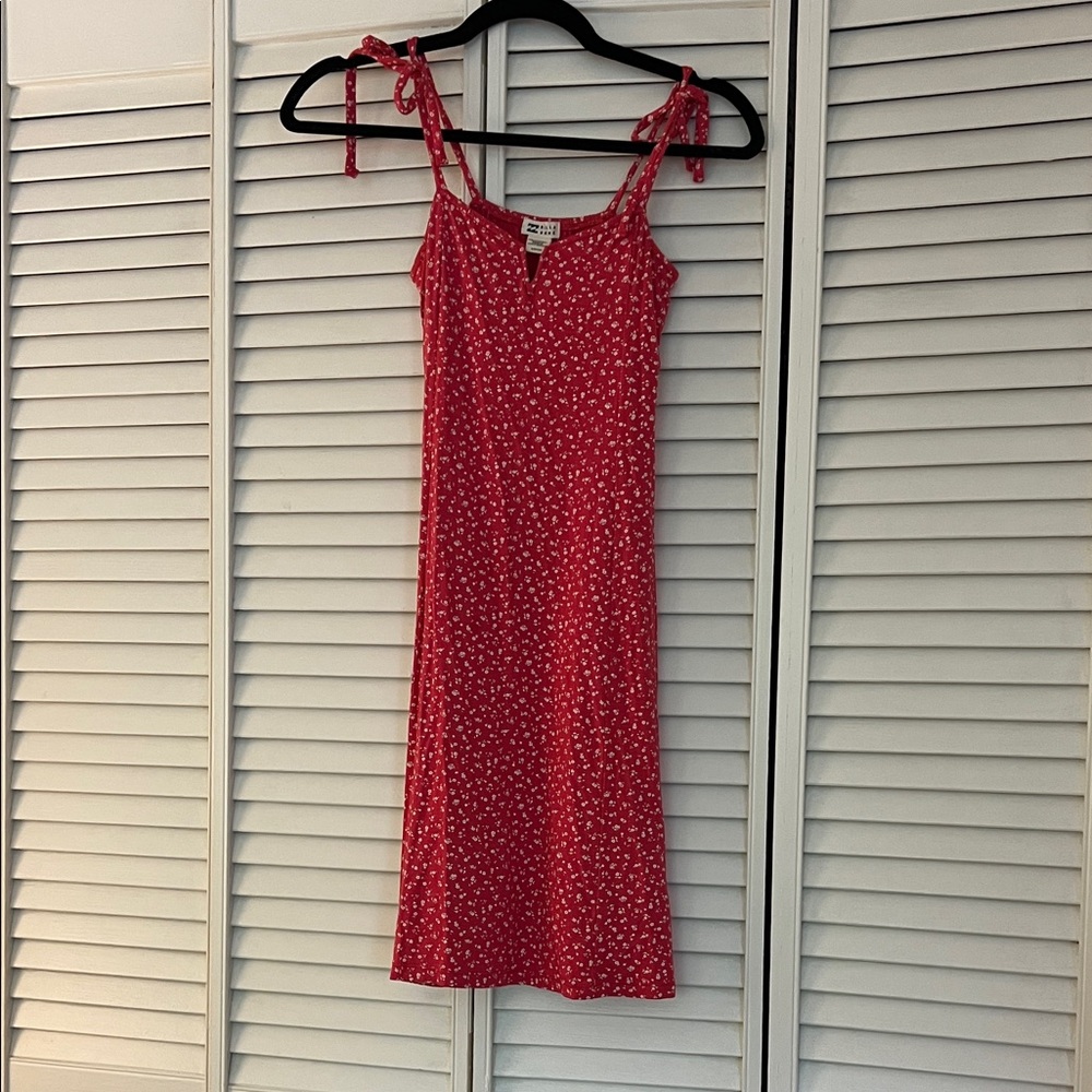 Billabong Red Floral Top